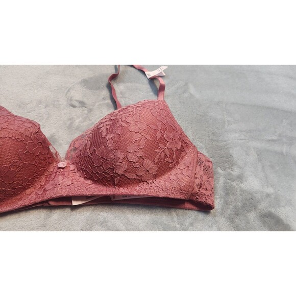Victoria's Secret 34B Seductive Rose Dream Angeles Lace Wireless Push Up Bra NWT - Picture 2 of 6